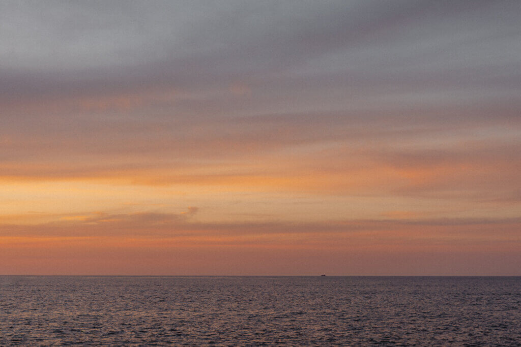 colour psychology in interior design - colourful sunset